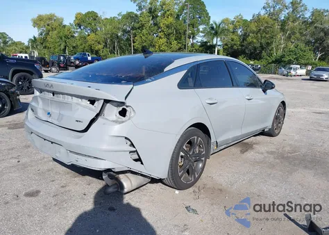 2023 Kia K5 Gt-Line z USA, uszkodzony, nr VIN 5XXG64J26PG166889